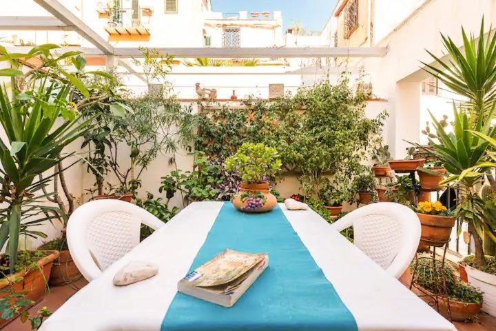At Kalsa Quiet Flowered Terrace! Free Parking! Ideal For Remote Working! Palermo Exterior foto