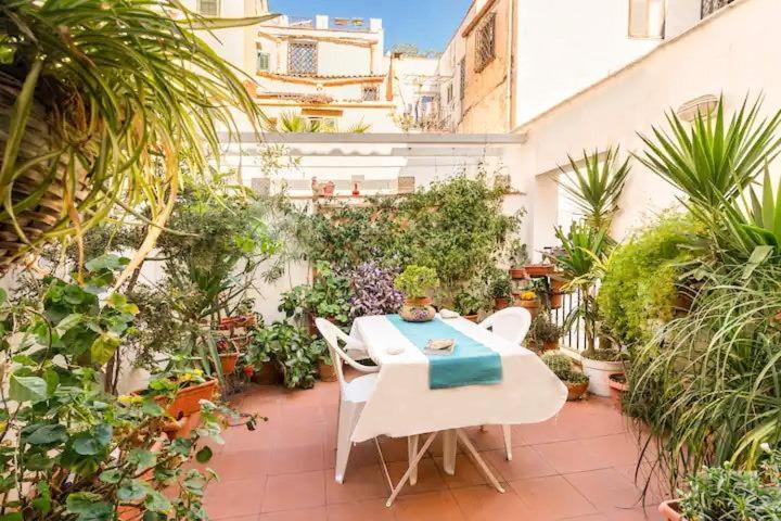 At Kalsa Quiet Flowered Terrace! Free Parking! Ideal For Remote Working! Palermo Exterior foto